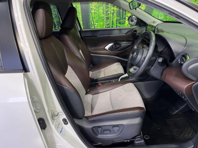YARIS CROSS HYBRID