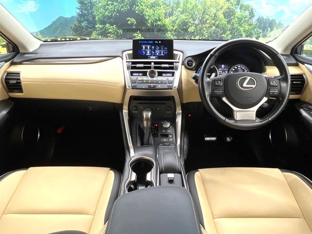 LEXUS NX300h