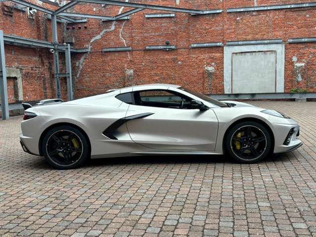 CHEVROLET CORVETTE COUPE
