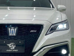 CROWN sedan hybrid