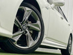 CROWN sedan hybrid