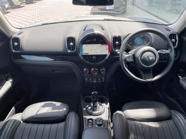 MINI COOPER D CROSSOVER
