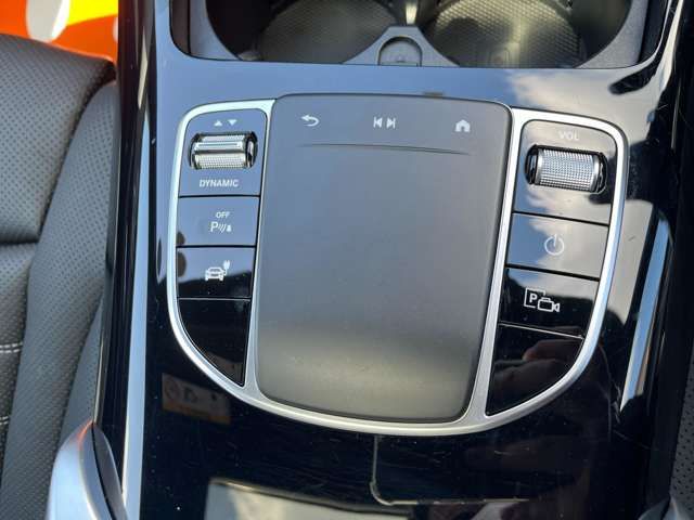 MERCEDES BENZ EQC