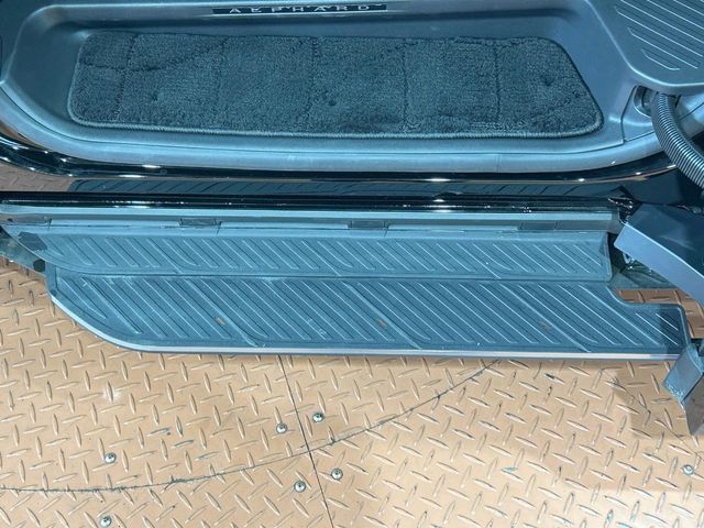 ALPHARD hybrid