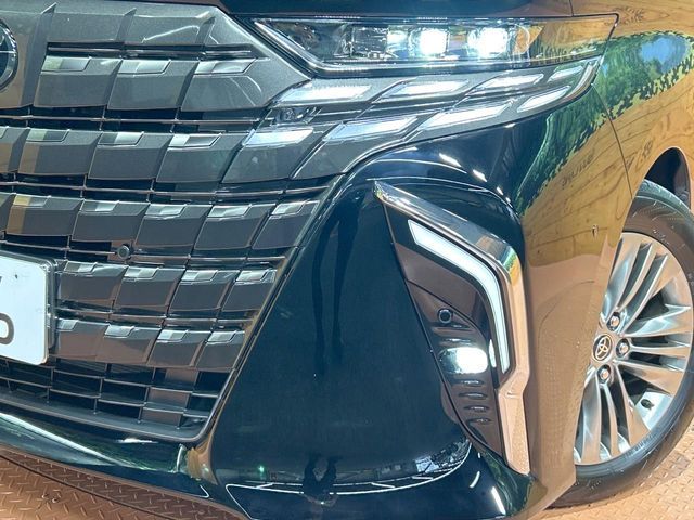 ALPHARD hybrid