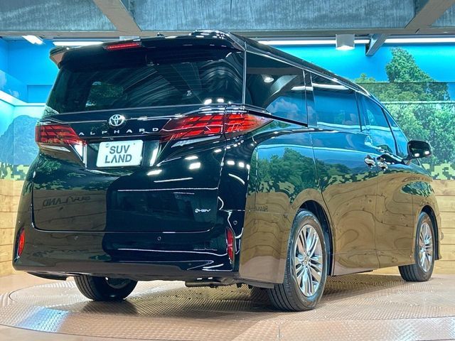 ALPHARD hybrid
