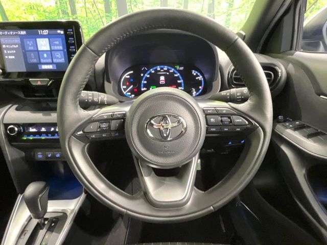 YARIS CROSS HYBRID