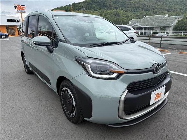 SIENTA HYBRID