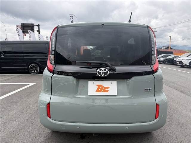 SIENTA HYBRID