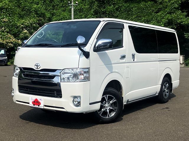 REGIUSACE van 4WD