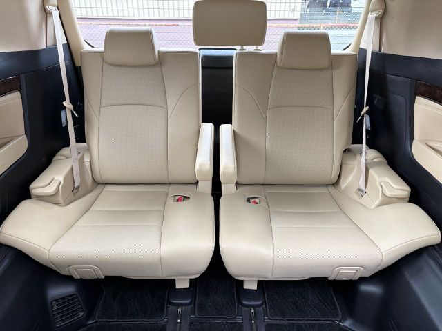 ALPHARD hybrid 4WD