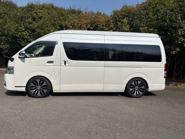 HIACE van 2WD
