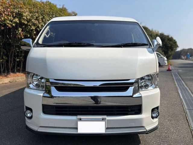 REGIUSACE van 2WD