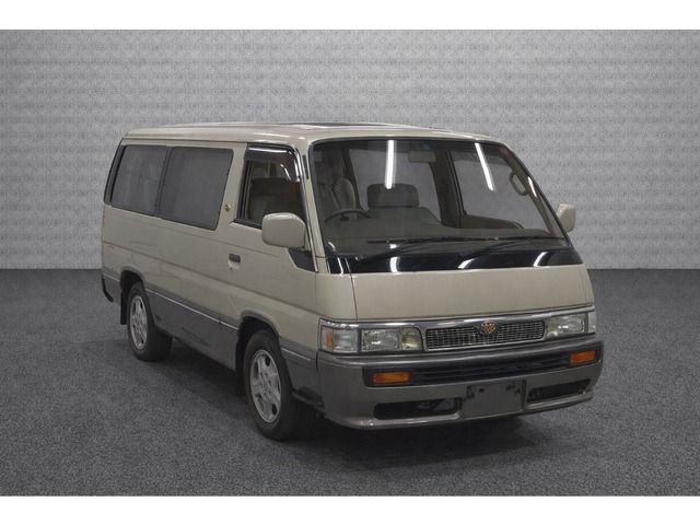 CARAVAN coach