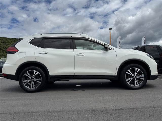 X-TRAIL 2WD
