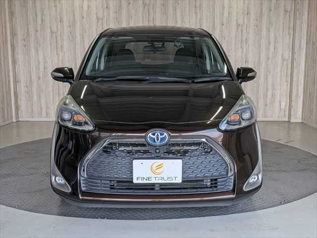 SIENTA HYBRID