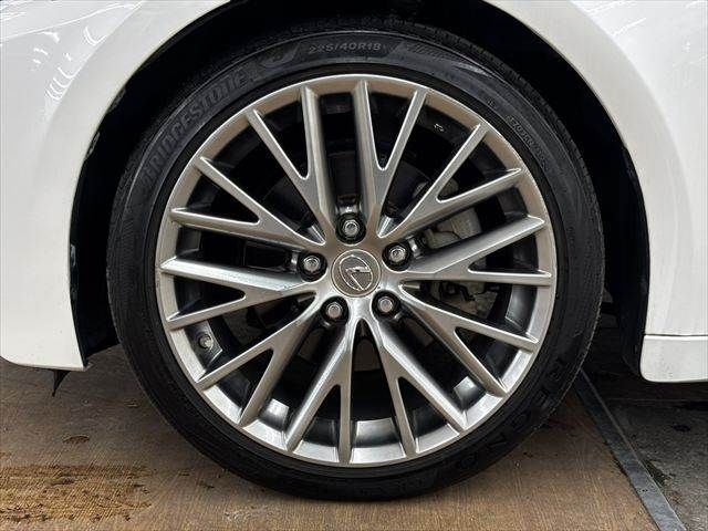 LEXUS IS300h