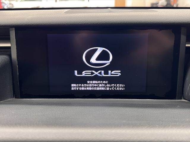 LEXUS IS300h