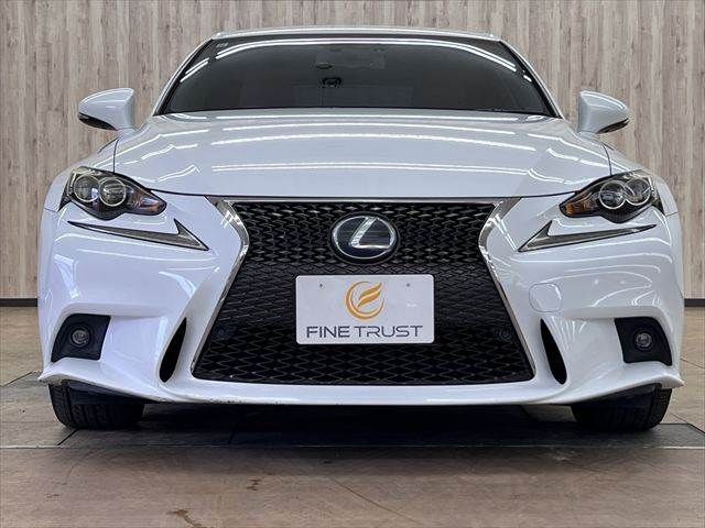 LEXUS IS300h