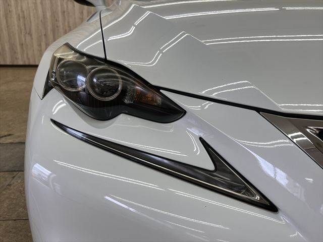 LEXUS IS300h