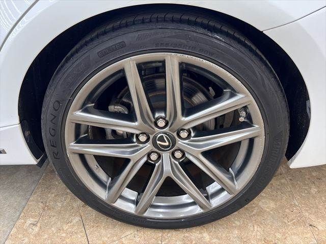 LEXUS IS300h