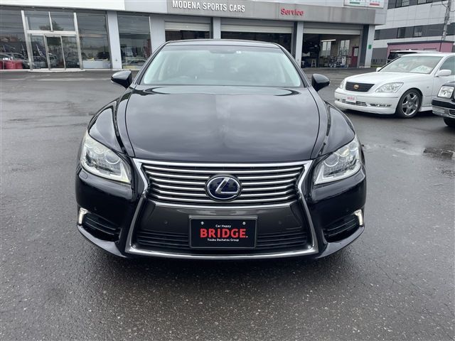 LEXUS LS600h