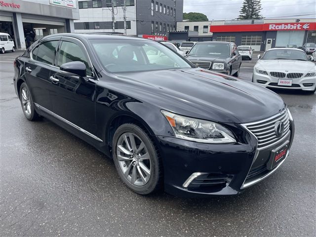 LEXUS LS600h