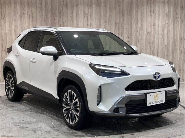YARIS CROSS HYBRID