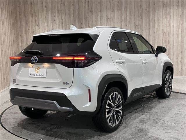 YARIS CROSS HYBRID