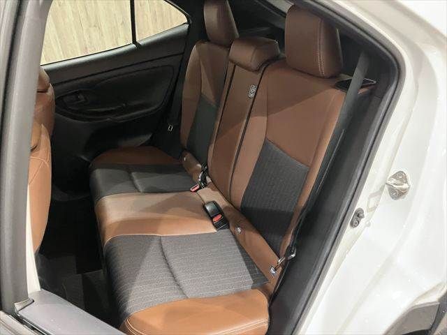 YARIS CROSS HYBRID