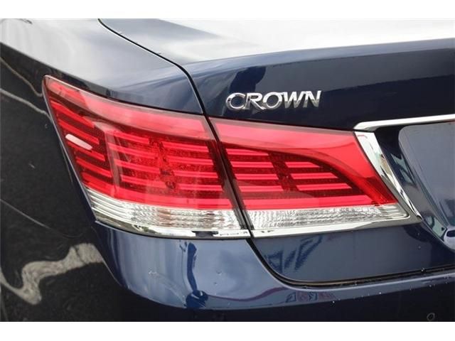 CROWN MAJESTA HYBRID