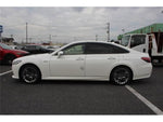 CROWN sedan hybrid