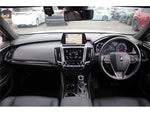 CROWN sedan hybrid