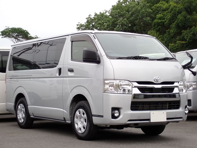 HIACE van 4WD