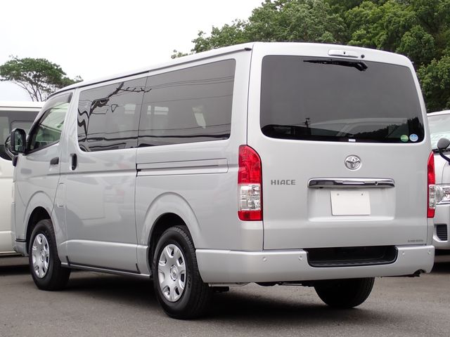 HIACE van 4WD