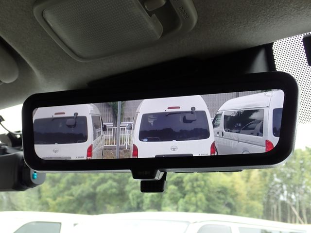 HIACE van 4WD