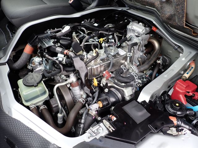 HIACE van 4WD