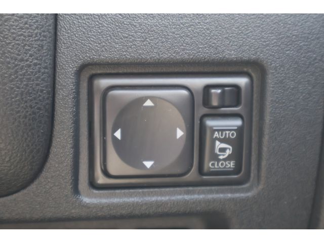 MARCH  4WD