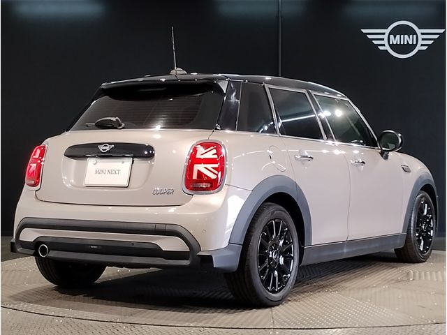 MINI COOPER 5DOOR