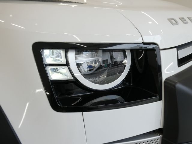 ROVER DEFENDER