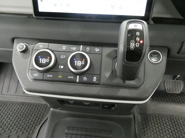 ROVER DEFENDER