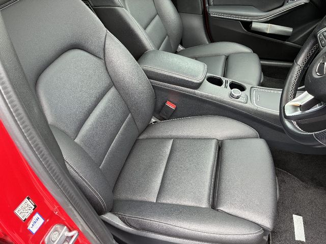 MERCEDES BENZ GLA class