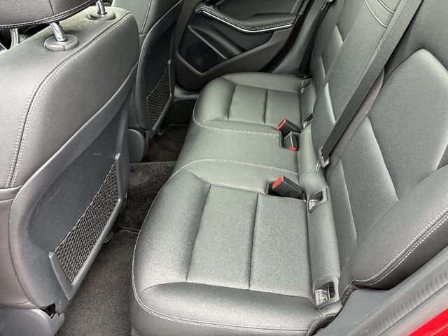 MERCEDES BENZ GLA class
