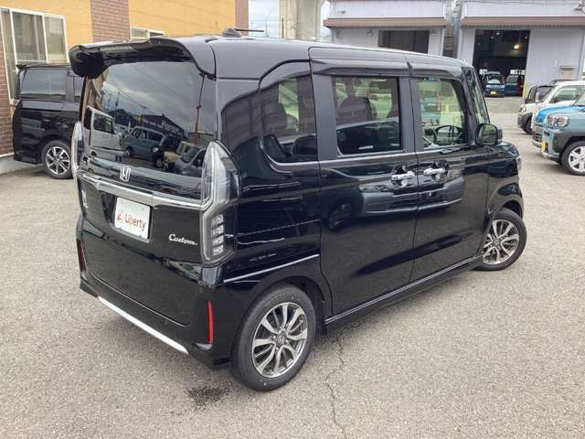N BOX CUSTOM