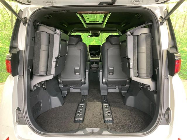 ALPHARD hybrid