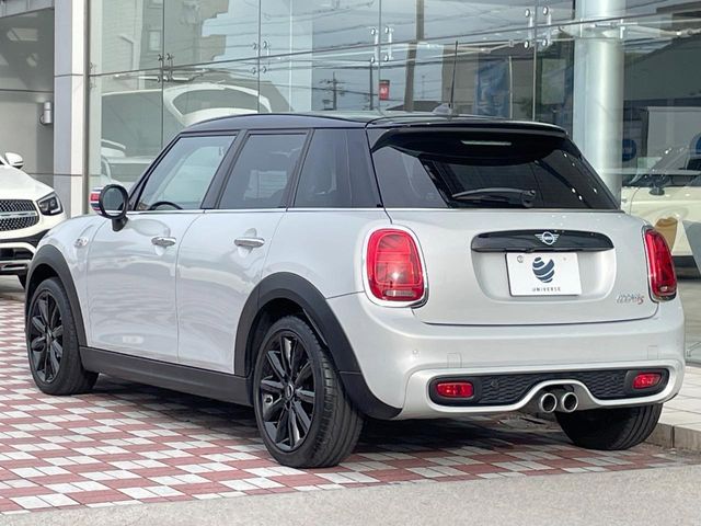 MINI COOPER S 5DOOR