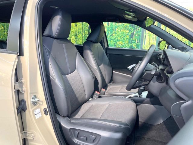 YARIS CROSS HYBRID