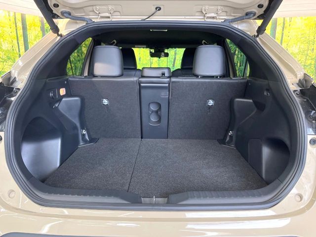 YARIS CROSS HYBRID