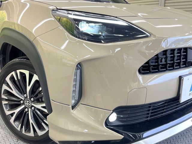 YARIS CROSS HYBRID