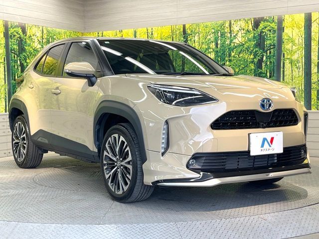 YARIS CROSS HYBRID